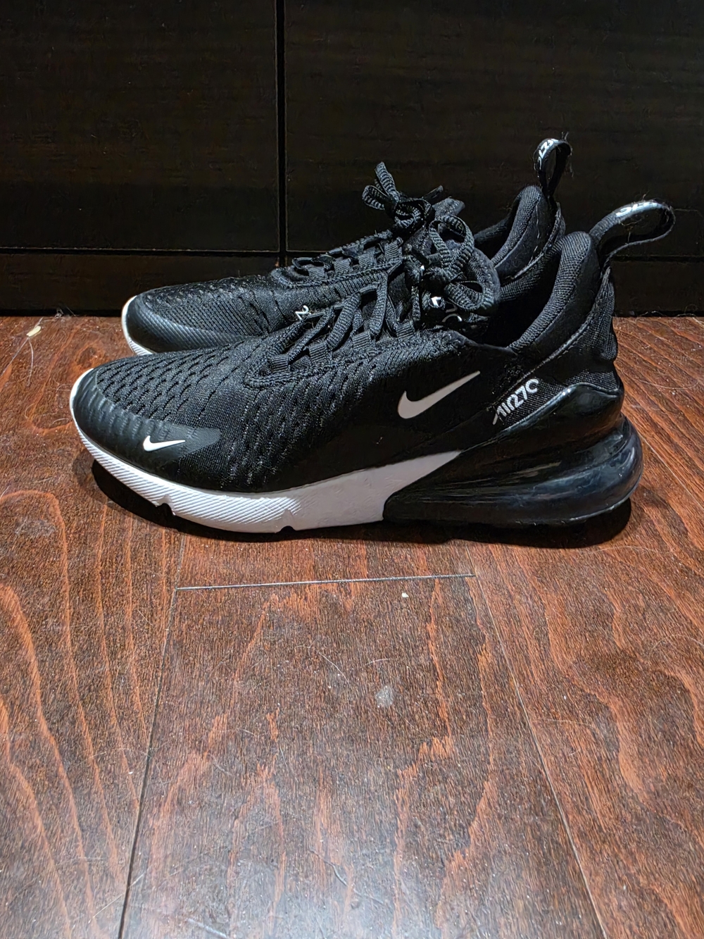 Nike Air Max 270 Womens Running Shoes - Black/White